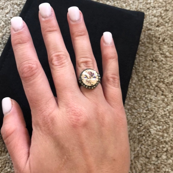 Sabika Jewelry - Champagne Sabika ring
